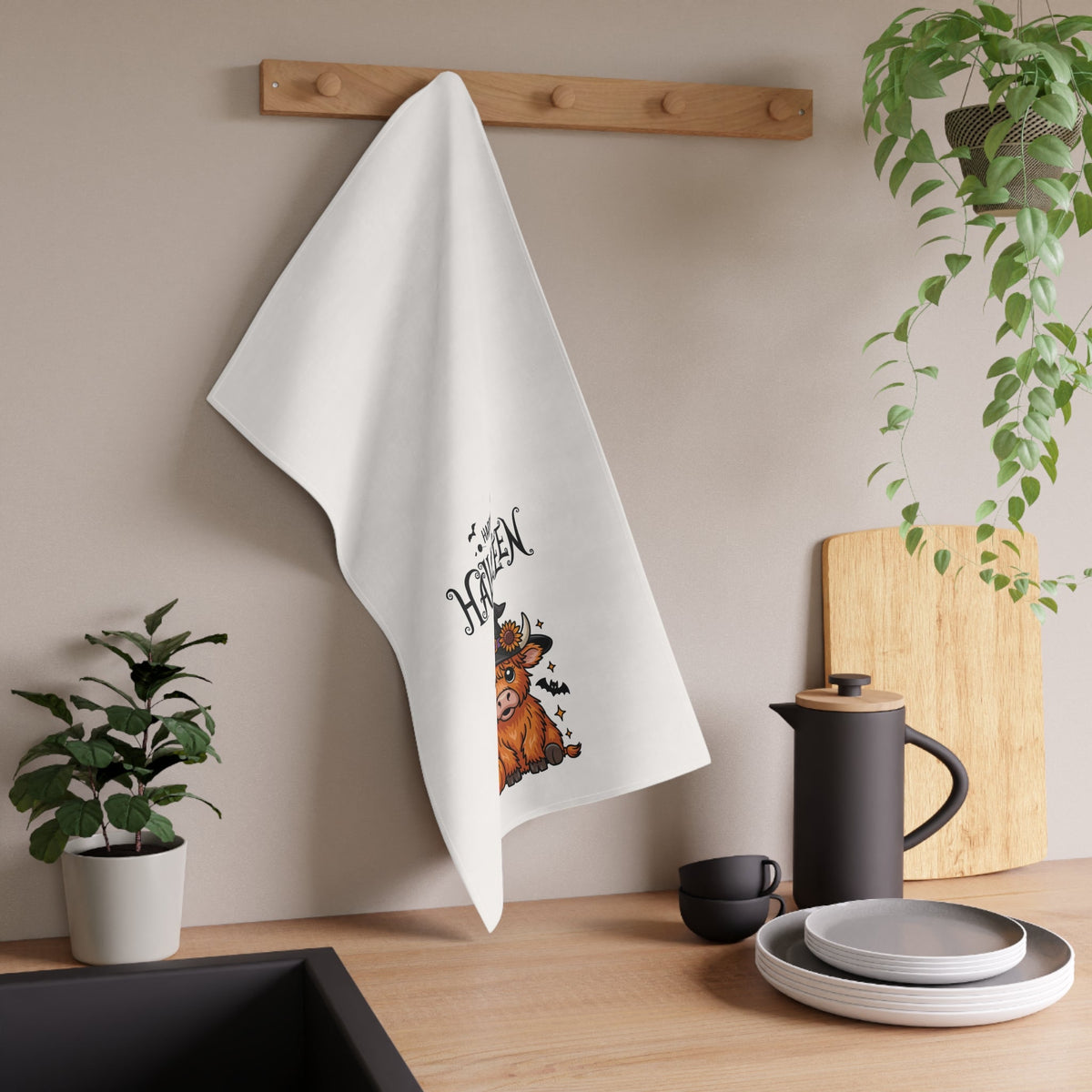 Happy Halloween cute Tea Towels, Festive Decor, Farmhouse Kitchen Accessories, Cute Highland Cow Design, Holiday Gift Ideas